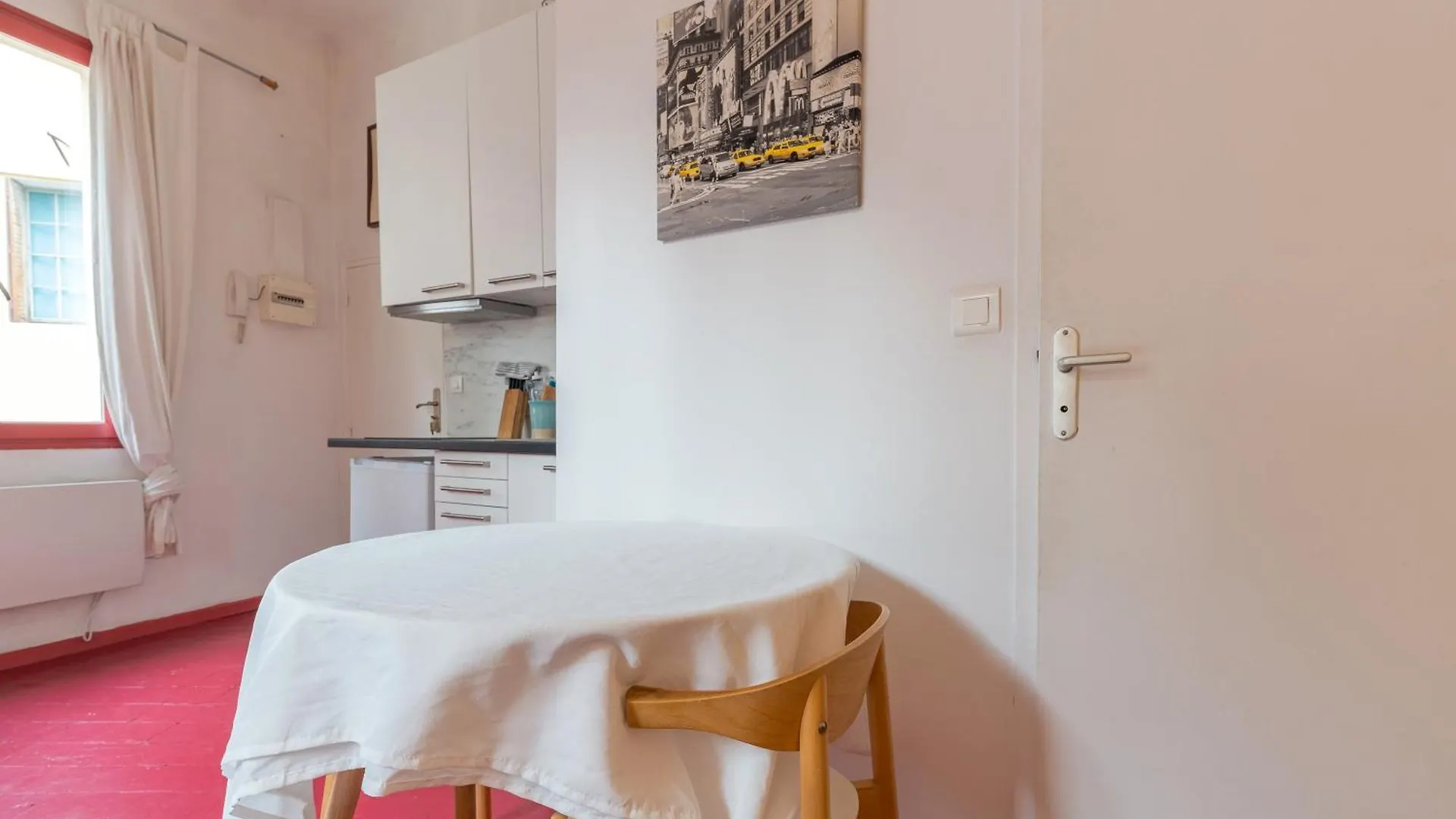 Finsonius Studios Aix-en-Provence 0*,