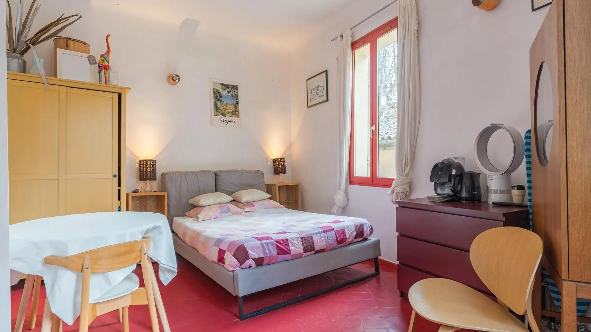 Apartment Finsonius Studios Aix-en-Provence France