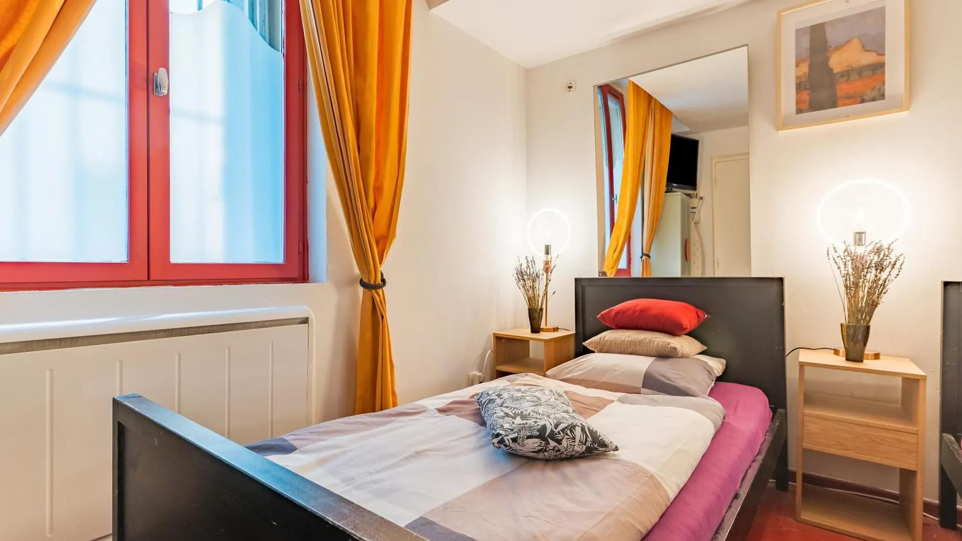 Finsonius Studios Aix-en-Provence 0*,